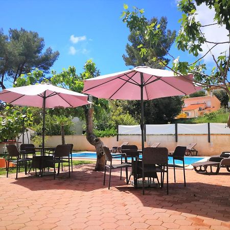 Apartments Bilic With Garden & Swimming Pool - 50M From The Beach Pjescana Uvala Kültér fotó