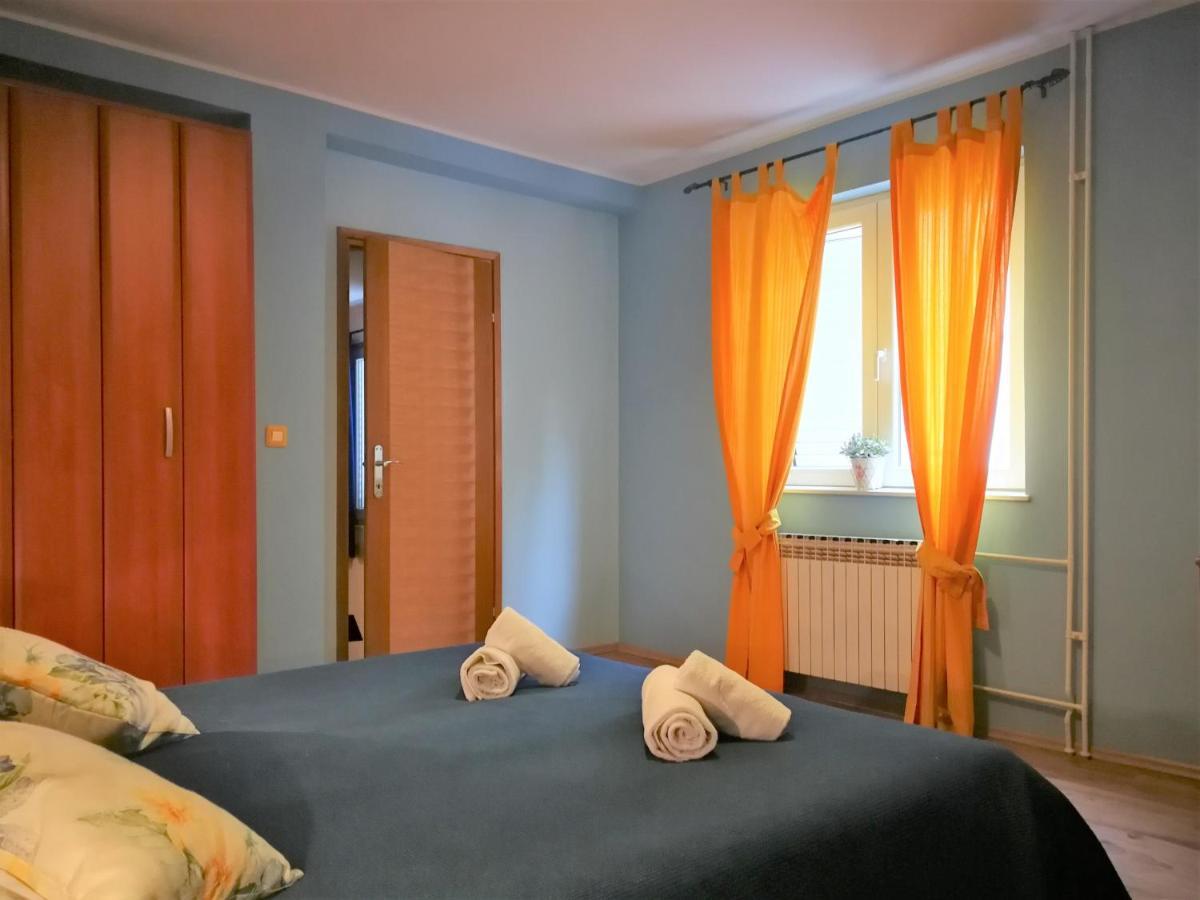 Apartments Bilic With Garden & Swimming Pool - 50M From The Beach Pjescana Uvala Kültér fotó
