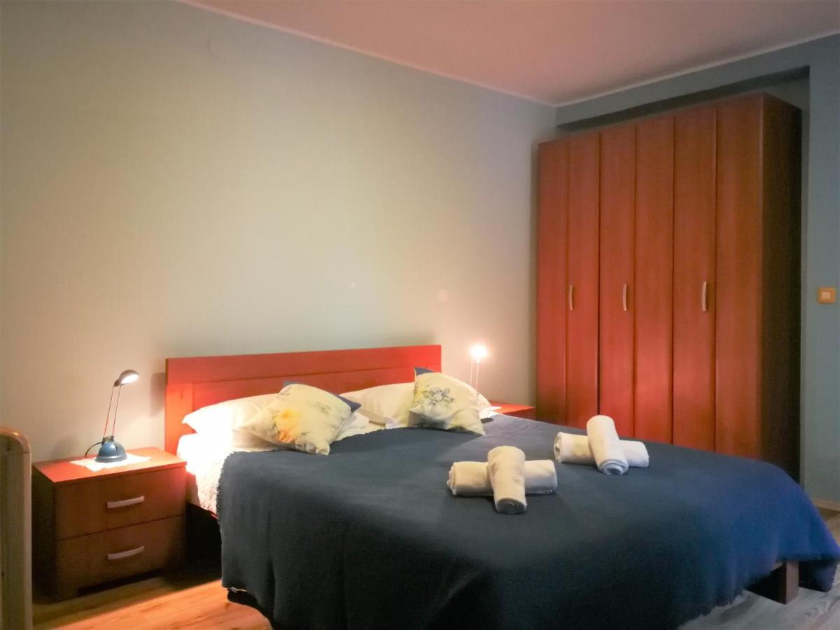 Apartments Bilic With Garden & Swimming Pool - 50M From The Beach Pjescana Uvala Kültér fotó