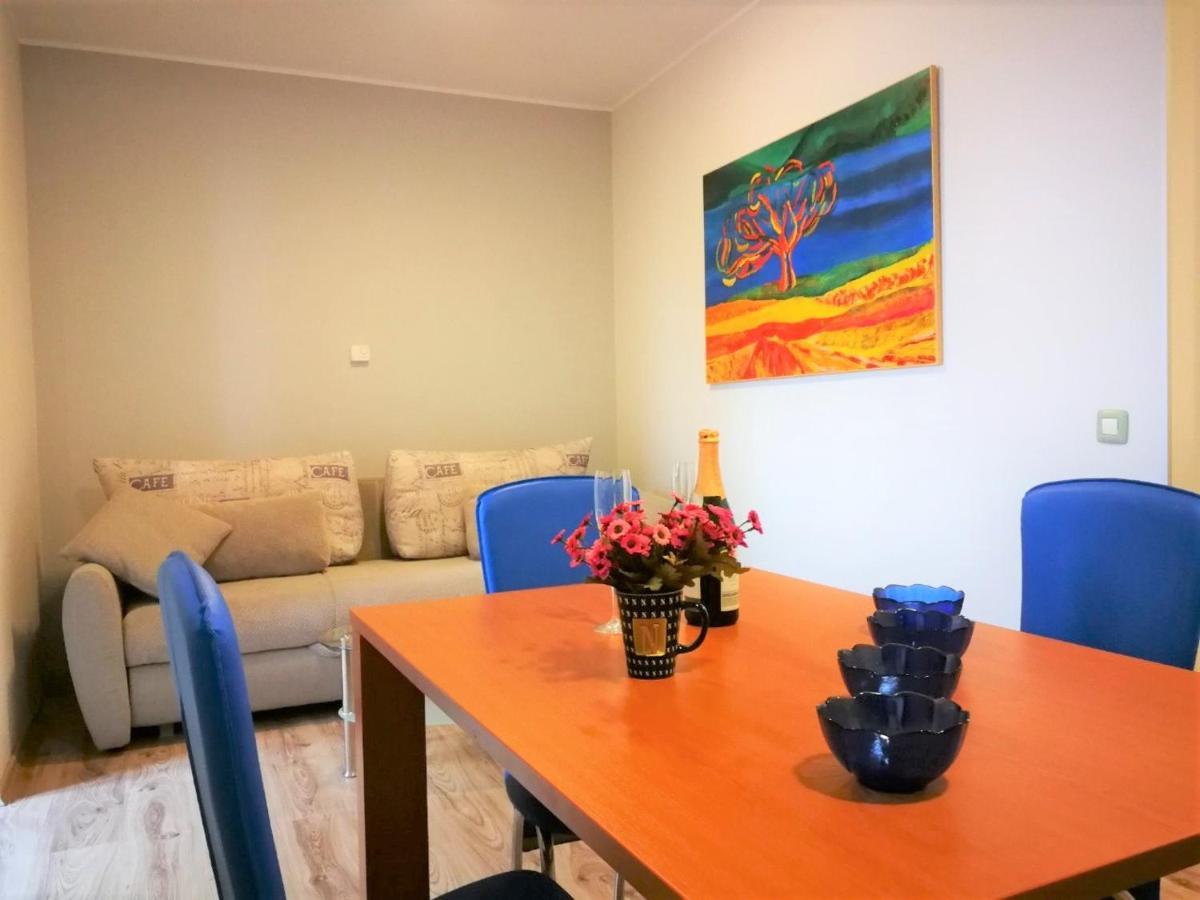 Apartments Bilic With Garden & Swimming Pool - 50M From The Beach Pjescana Uvala Kültér fotó